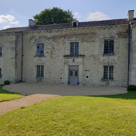 L'Olivier Villa Monts-sur-Guesnes Kültér fotó