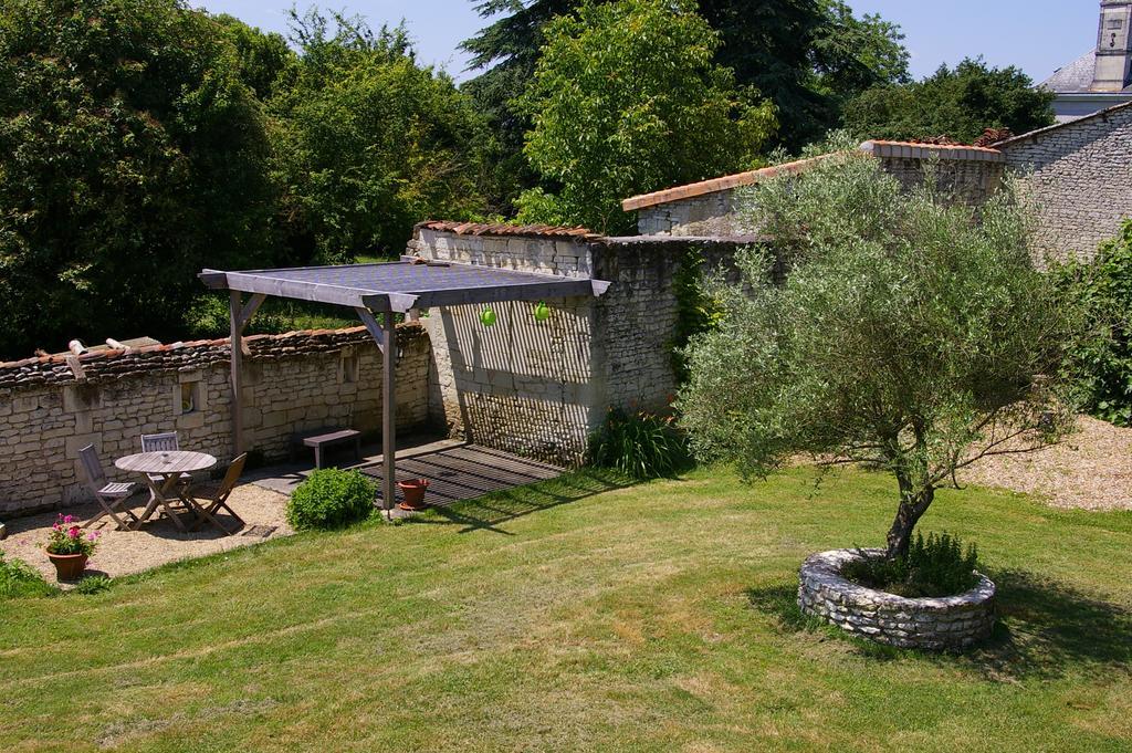 L'Olivier Villa Monts-sur-Guesnes Kültér fotó