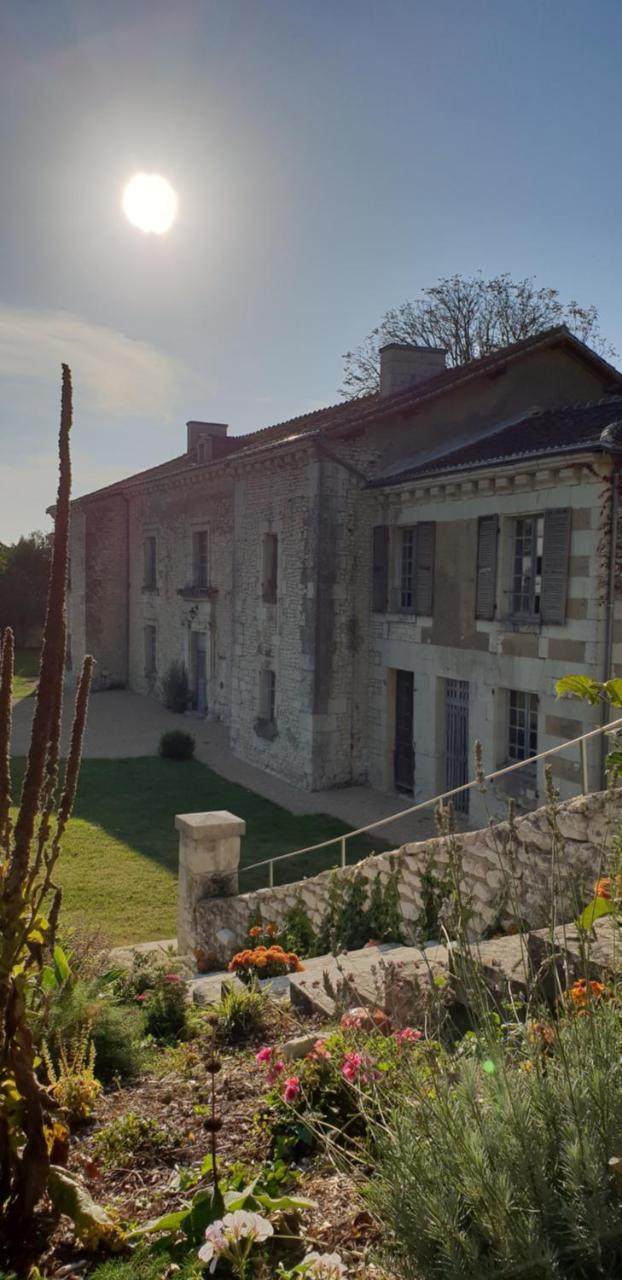 L'Olivier Villa Monts-sur-Guesnes Kültér fotó